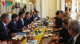 Chủ tịch nước Trương Tấn Sang hội kiến Thủ tướng và Chủ tịch Quốc hội Hungary - ảnh 1